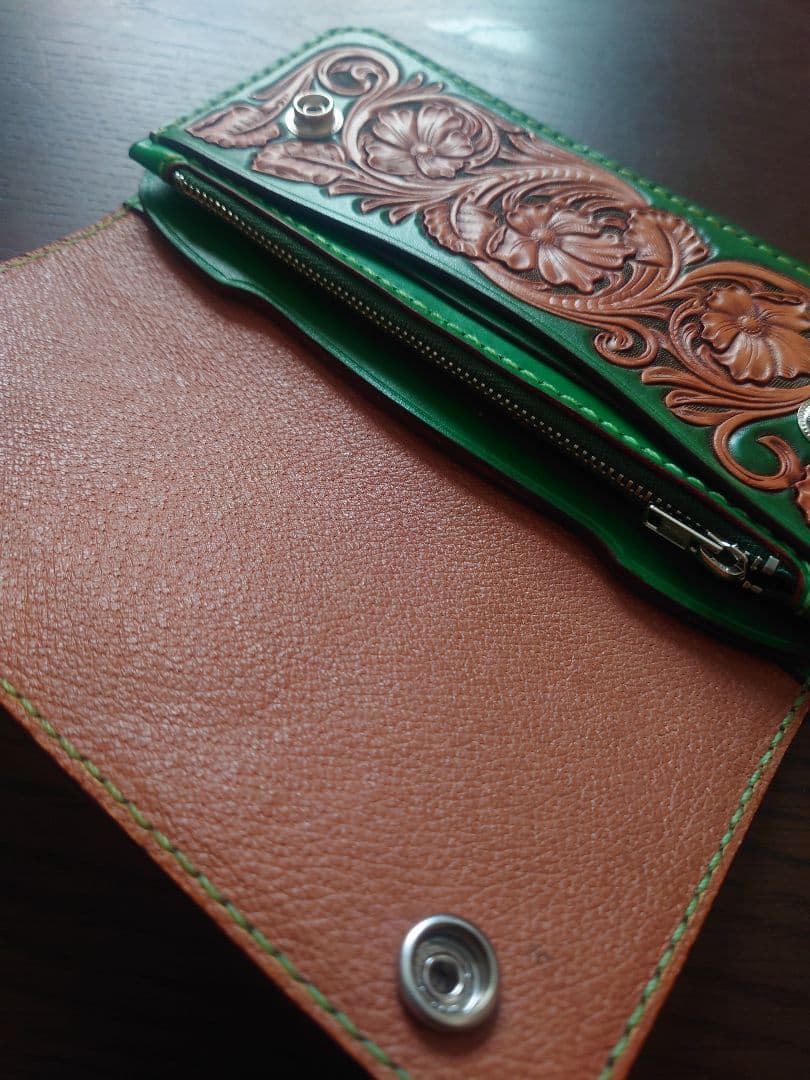 バイカーズ　トラッカーウォレット　カービングウォレット