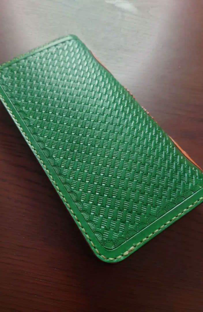 バイカーズ　トラッカーウォレット　カービングウォレット