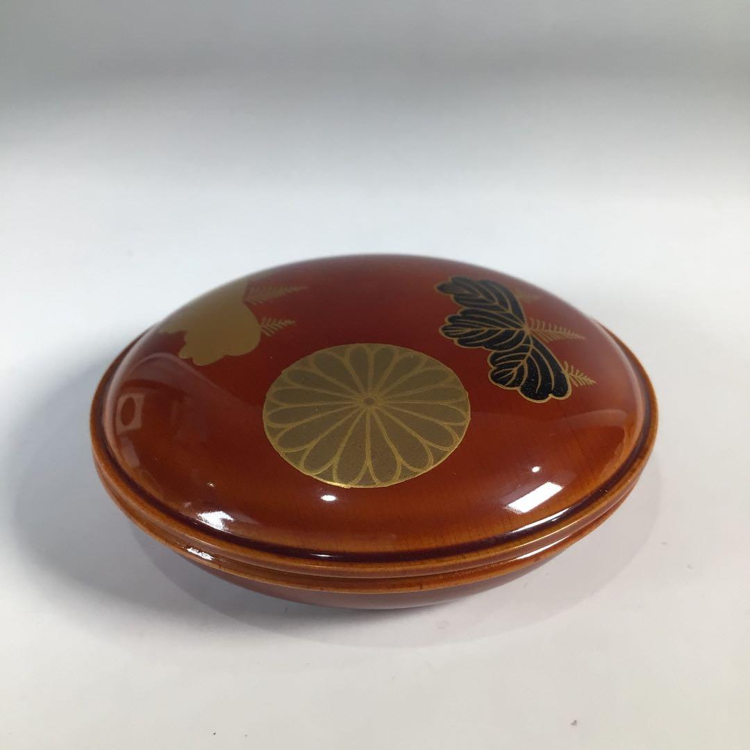 Ｎ７９　香合　『塗師　聡春作』『飛騨春慶塗』『高台寺蒔絵』『丸香合』　共箱