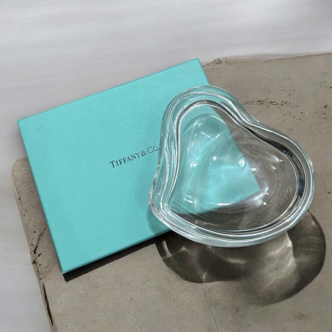 Tiffany & Co. ハート型ガラスケース - メルカリ