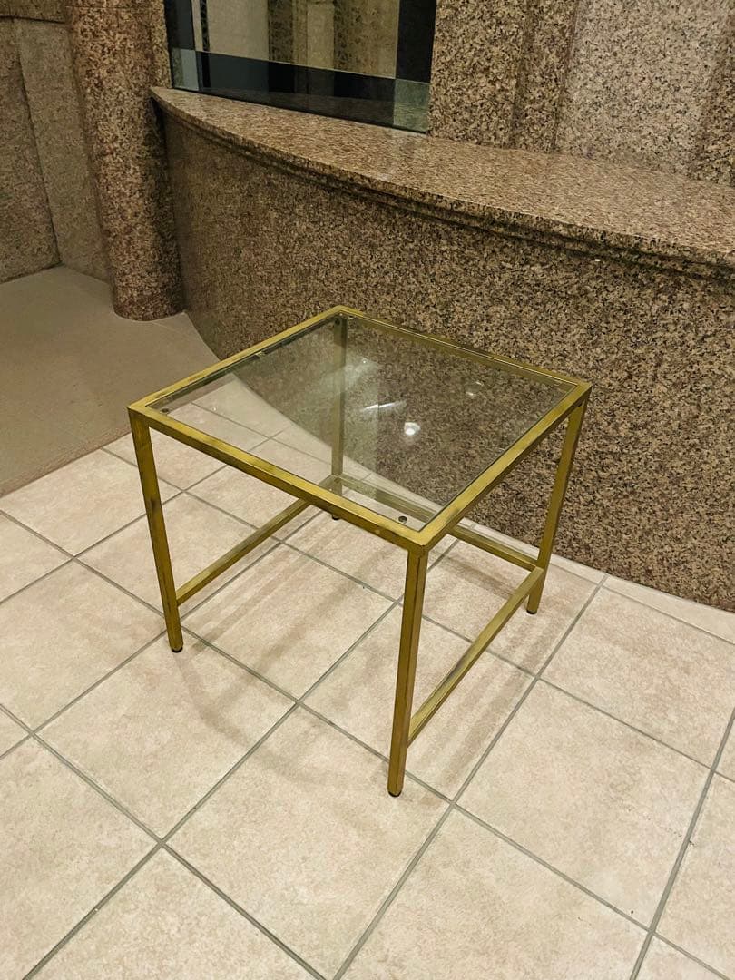 kei様特別価格　フランス人デザイナー製作　ガラステーブル