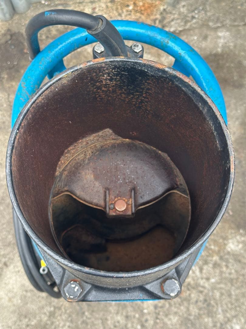 大1.ツルミ排水用水中ポンプKRS-85.5 三相200V 50Hz 5.5kW