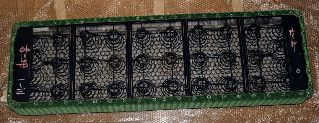 限定1品　JR東日本仙石線　205系3100番代 ３人掛け座席　座面（普通座席）