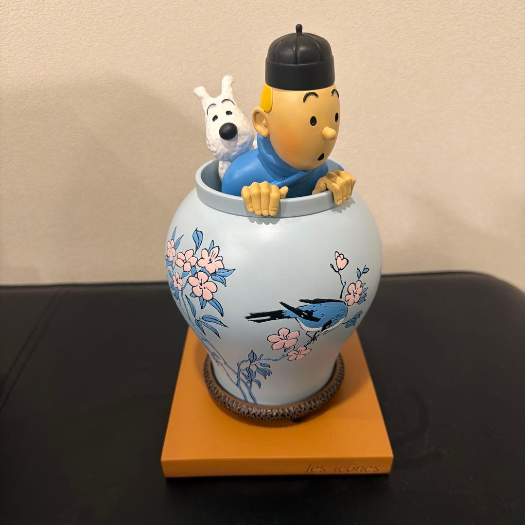TIN TIN！タンタンの冒険！青い蓮！壺フィギュア付き置物！美品