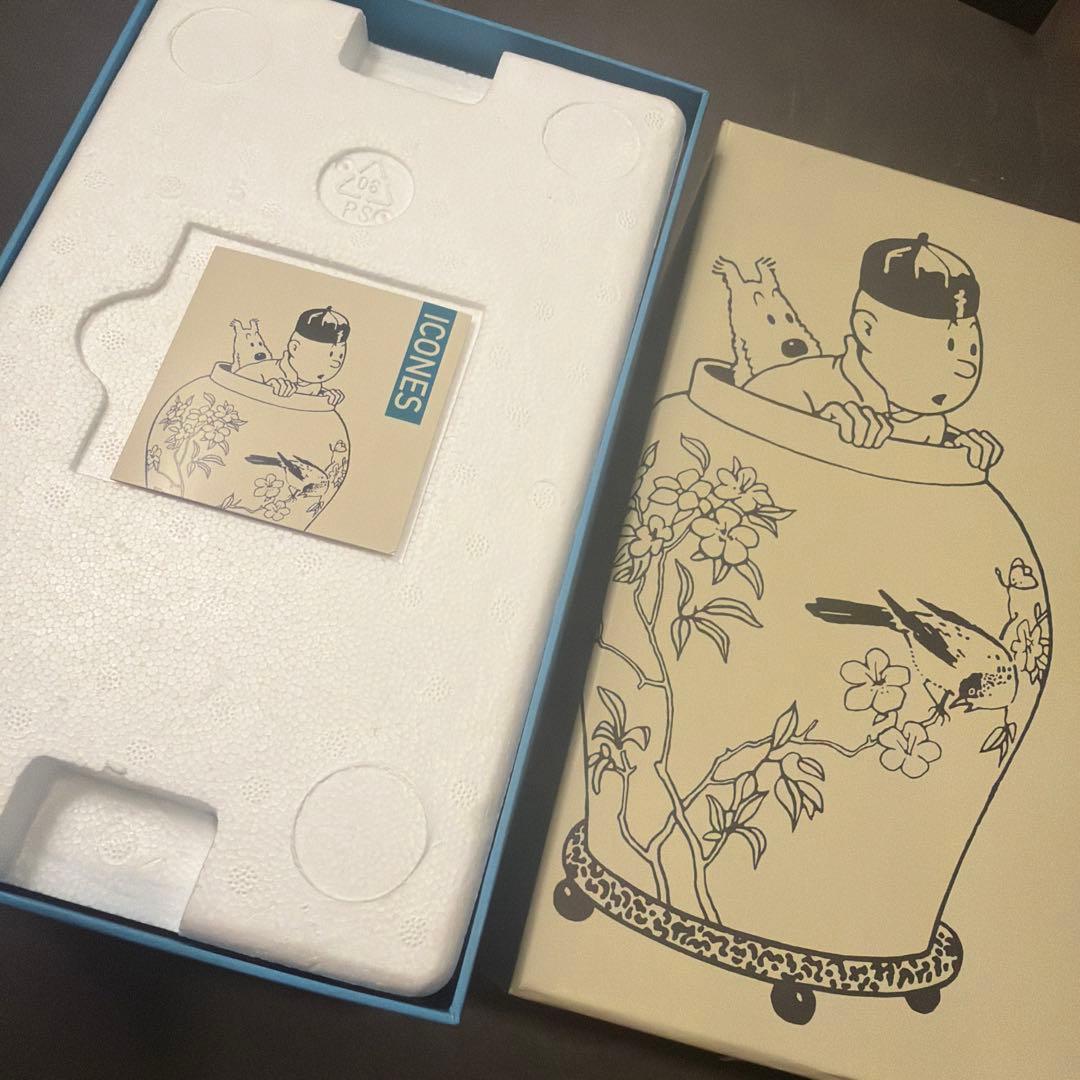 TIN TIN！タンタンの冒険！青い蓮！壺フィギュア付き置物！美品