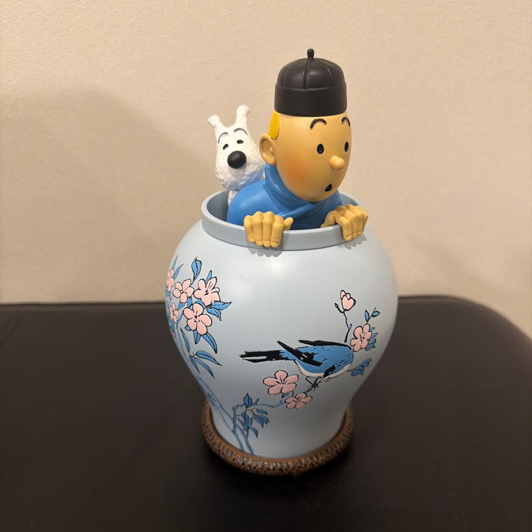 TIN TIN！タンタンの冒険！青い蓮！壺フィギュア付き置物！美品