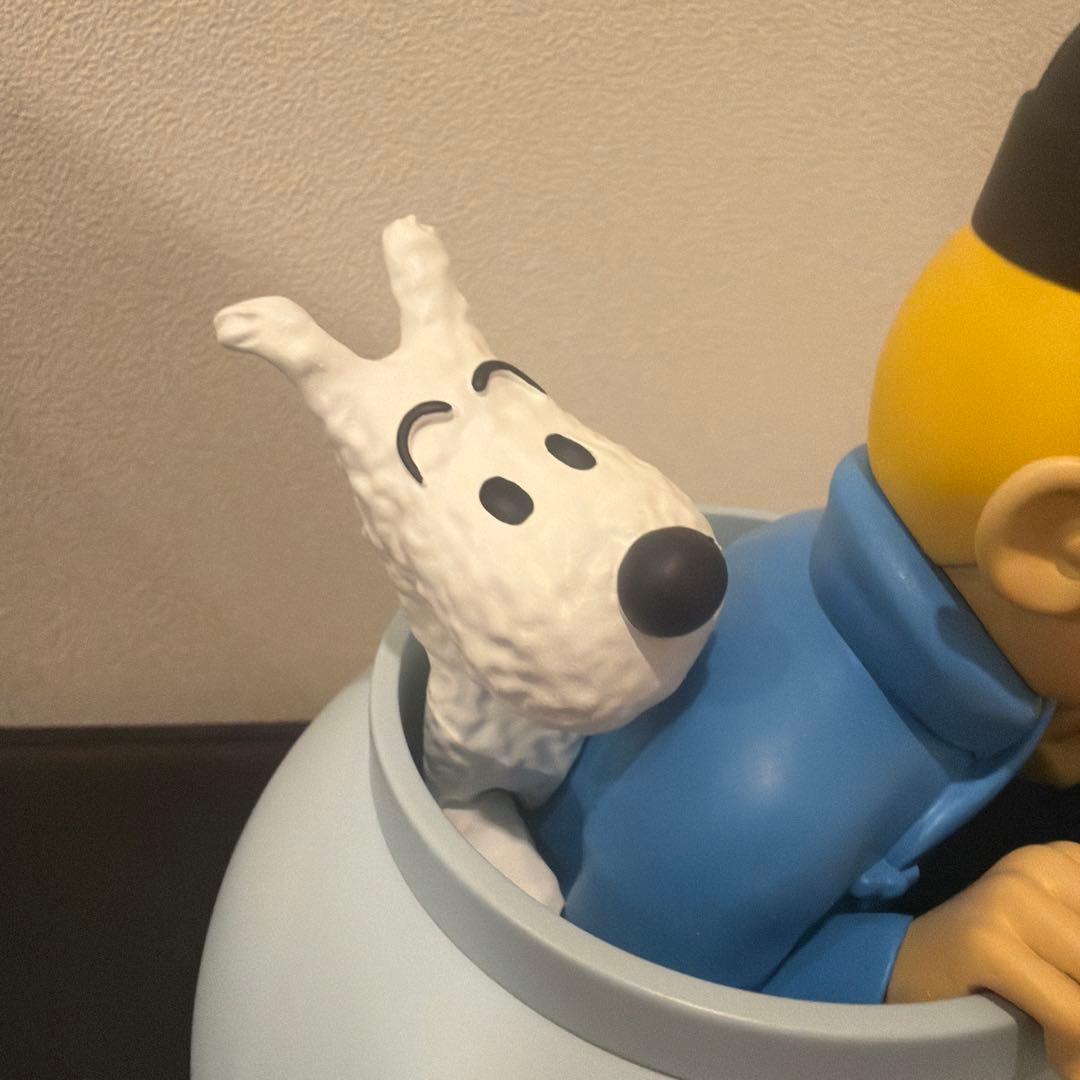 TIN TIN！タンタンの冒険！青い蓮！壺フィギュア付き置物！美品
