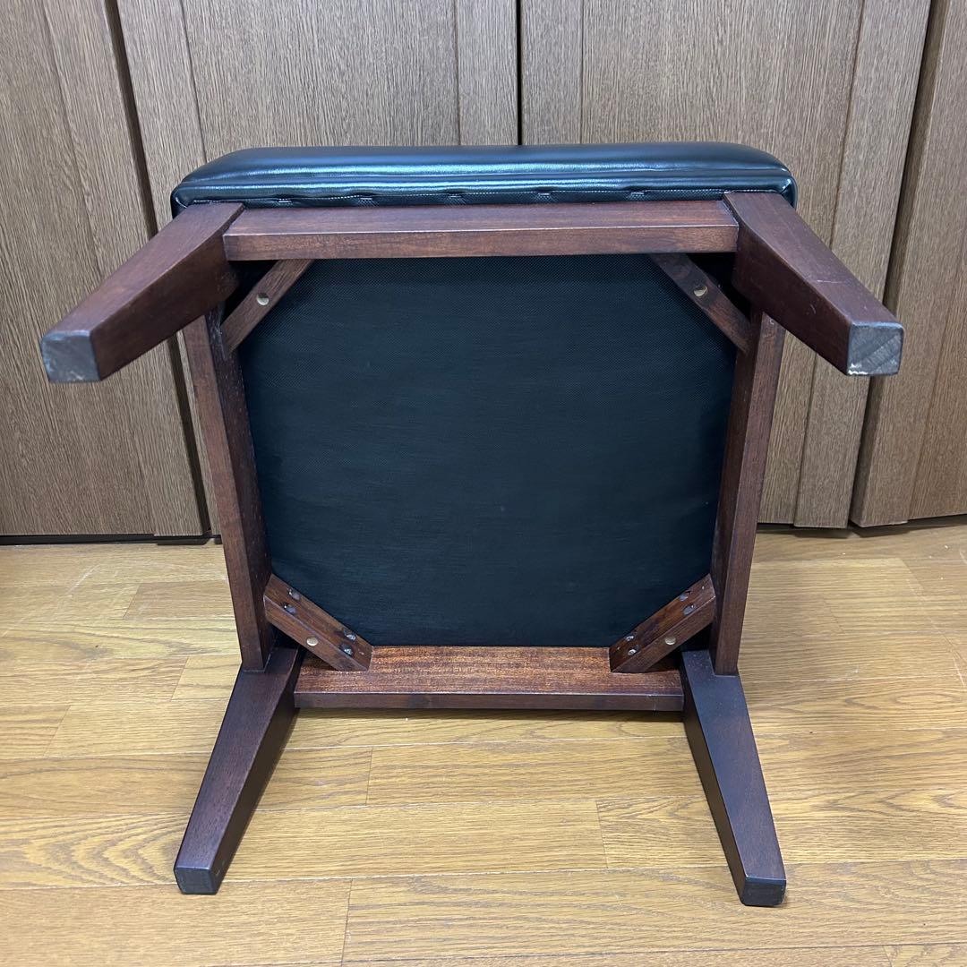 レトロデザイン　オットマン　フットスツール　モダン 合成皮革　黒　木製