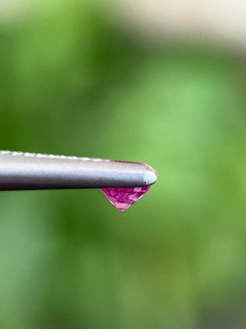 ピンクサファイアルース 0.5ct Natural pink Sapphire