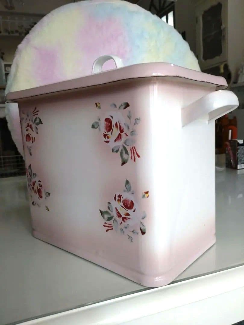 美品 イマン imane プリンセスローズ ミディ ホーロー 缶