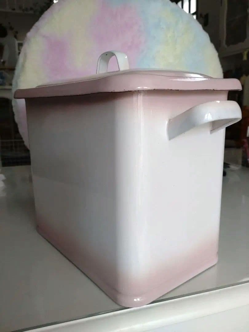 美品 イマン imane プリンセスローズ ミディ ホーロー 缶