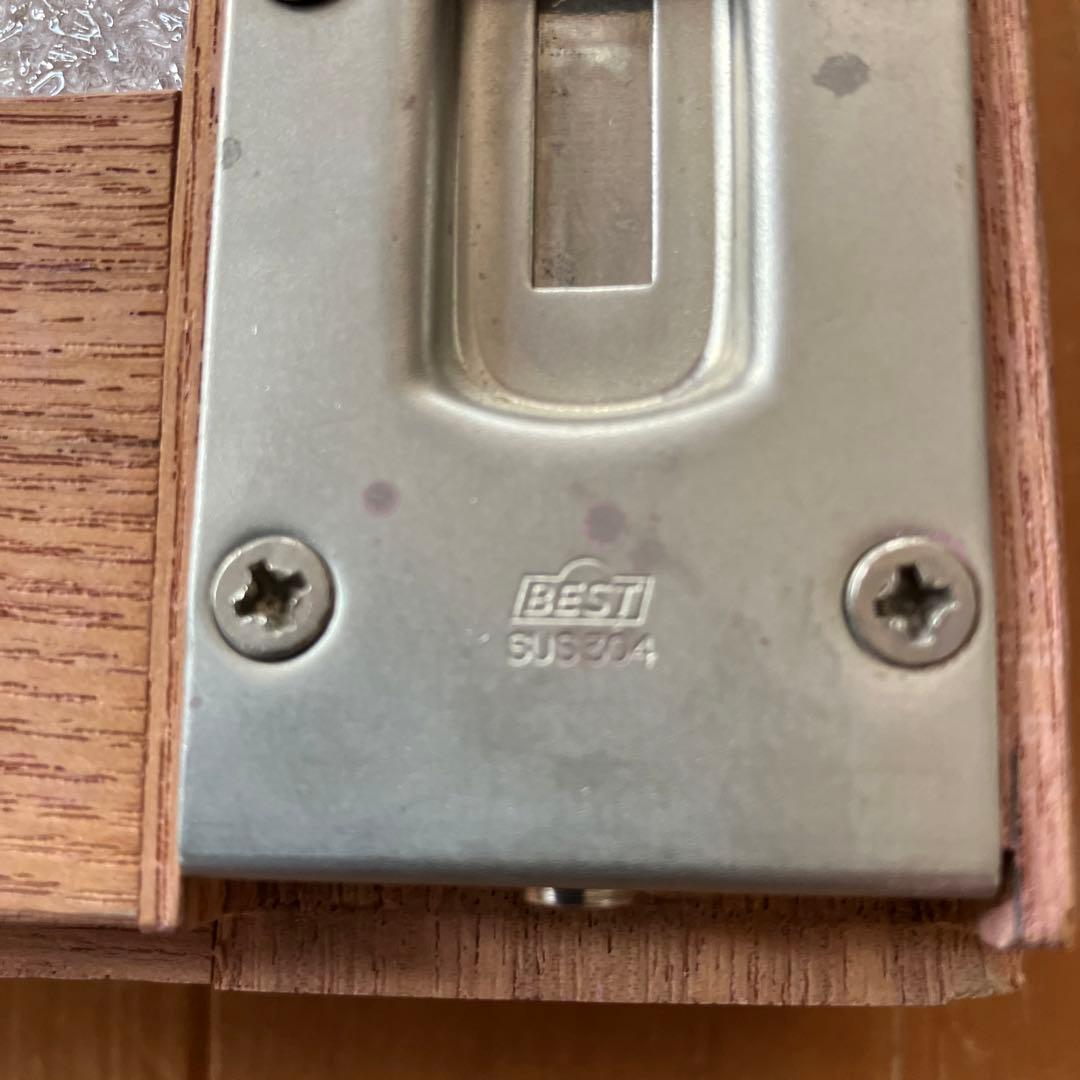 明かり取り　通風窓　木枠窓　造作　タモ　ポリカーボネート　鍵付き　丈夫　無垢