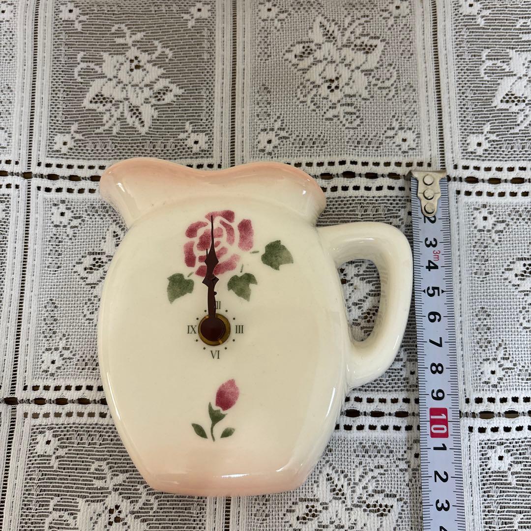 マニーローズ　陶器製ピッチャー型クロック