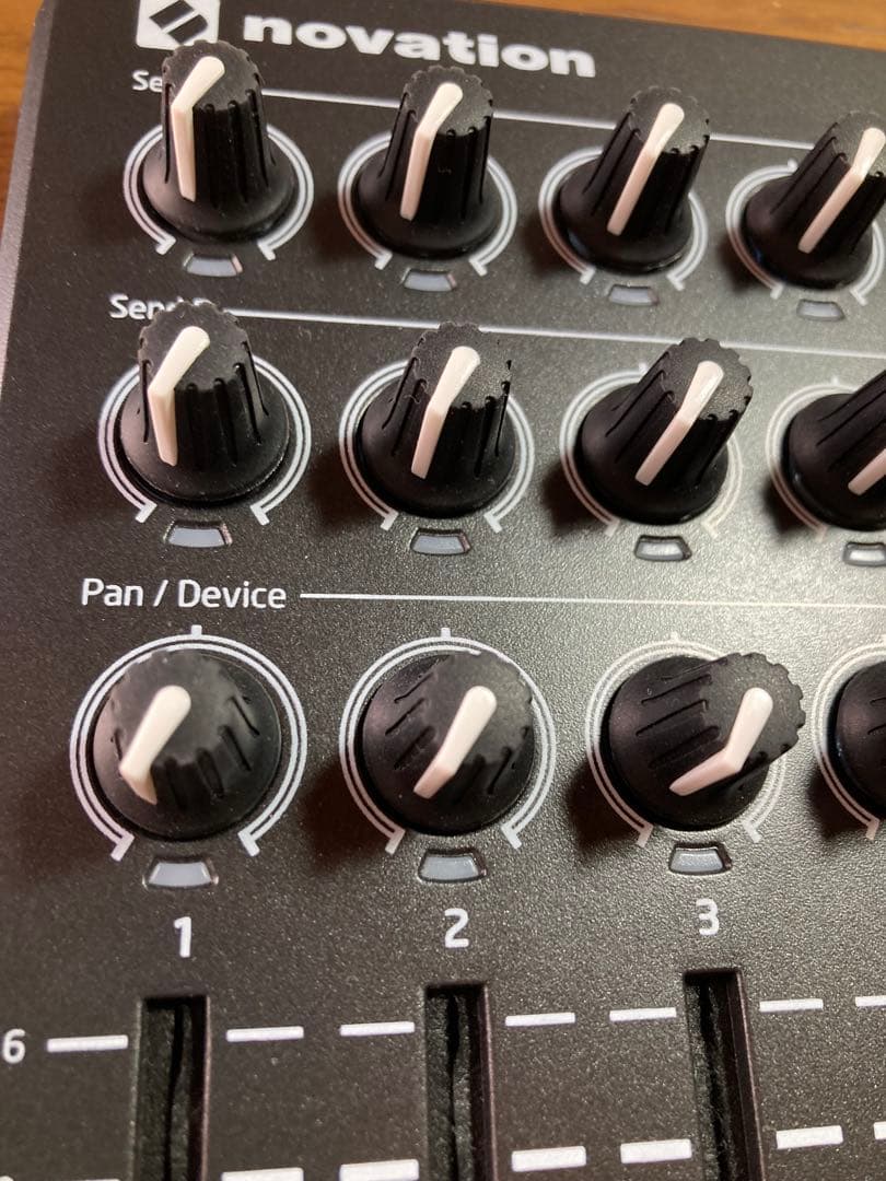 美品 Novation Launch Control XL MK2