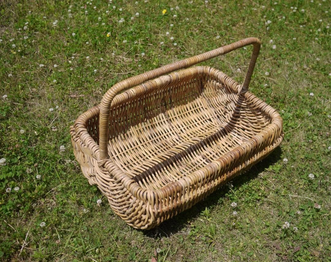特大籐かご バスケット　ディスプレイ収納インテリア　おもちゃ　ドイツヴィンテージ