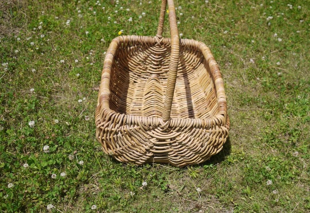 特大籐かご バスケット　ディスプレイ収納インテリア　おもちゃ　ドイツヴィンテージ