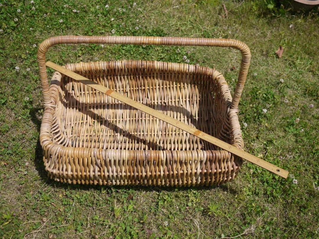 特大籐かご バスケット　ディスプレイ収納インテリア　おもちゃ　ドイツヴィンテージ