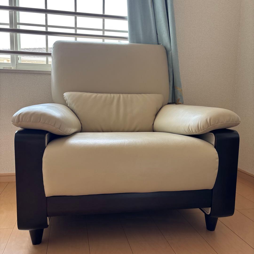 《ぽてみる》カリモク 1人掛けソファ