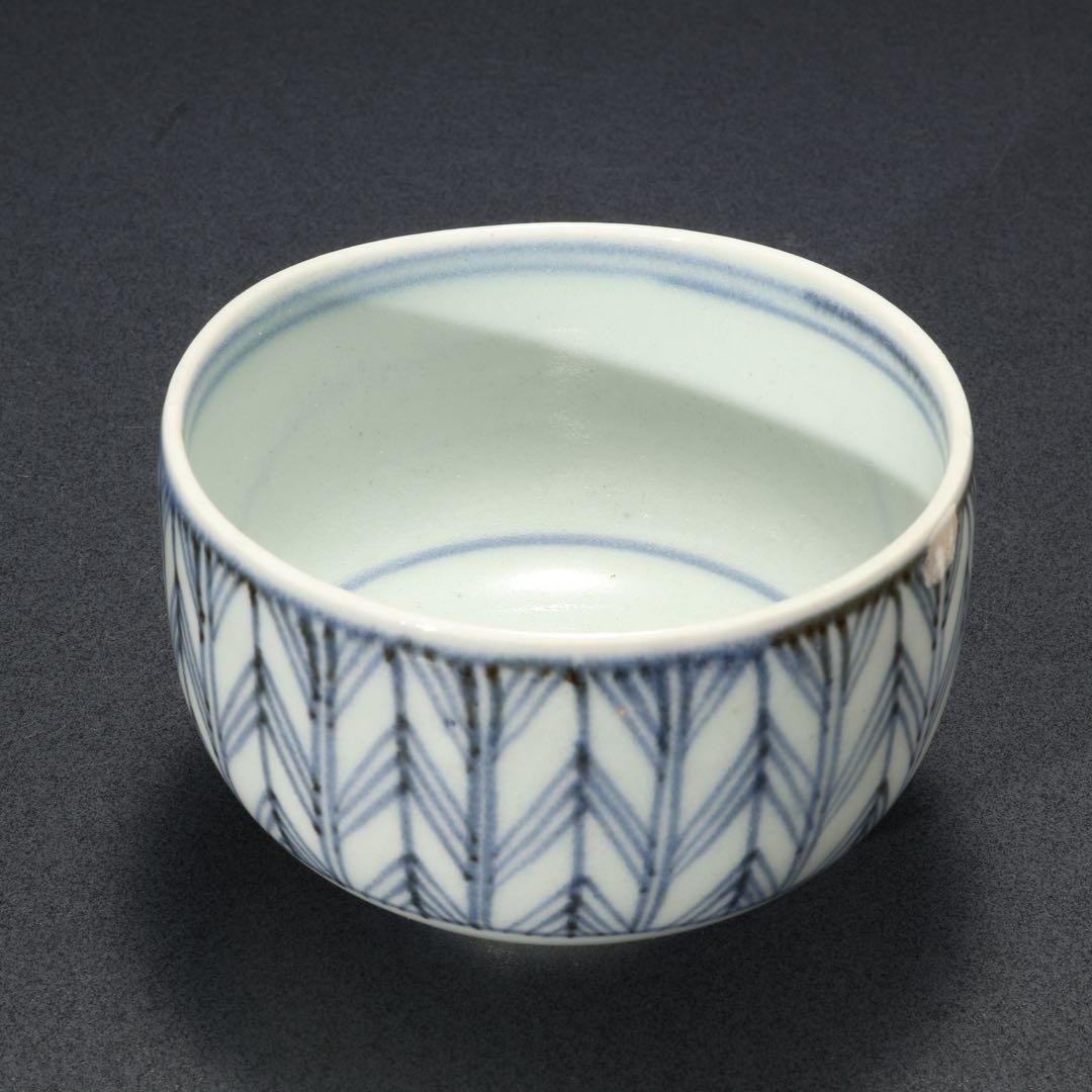 古伊万里 ころ茶碗 染付矢羽 骨董 R1378w2B3 - メルカリ