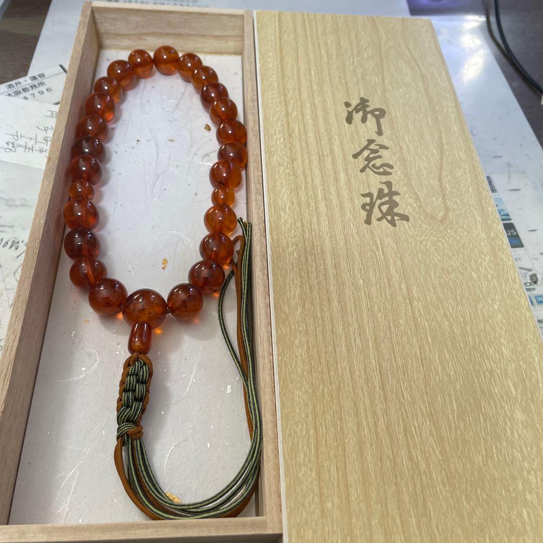 数珠　天然琥珀　ネックレスを数珠に仕立て直ししました。20玉　大玉