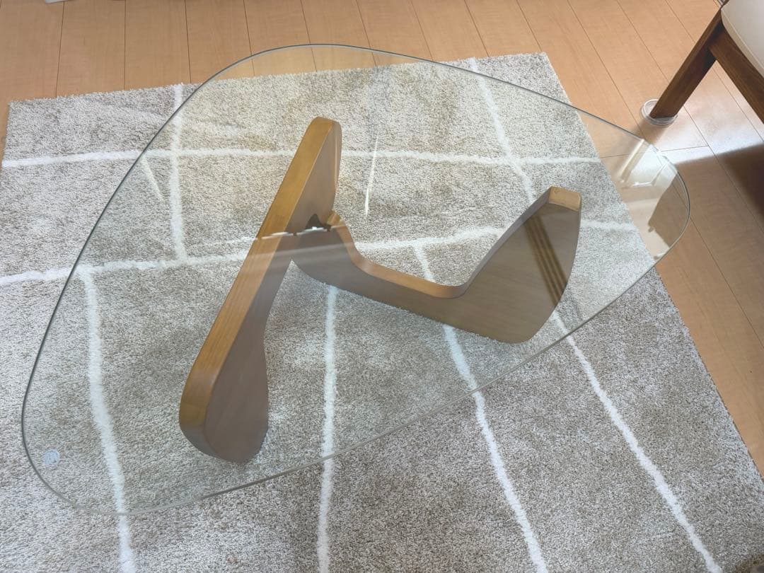 モダンオーバルガラステーブル