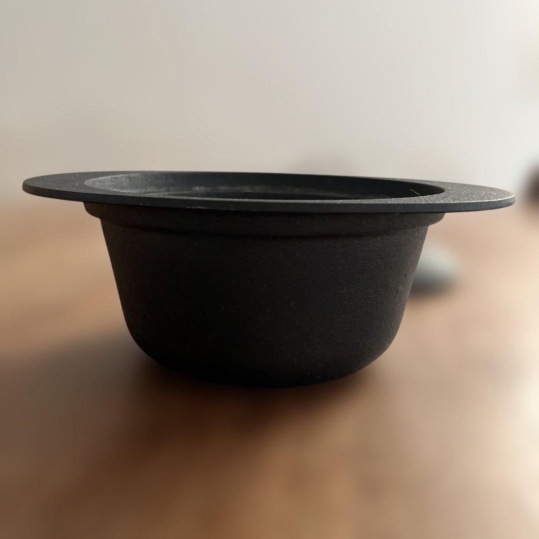 鉄鍋　18cm 1.3L 南部鉄器　及富　日本製