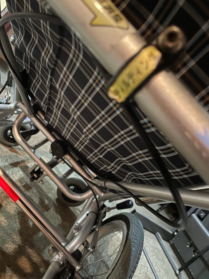 カワムラリクライニング介助用車椅子 チェック柄 アルミフレーム　KXLシリーズ