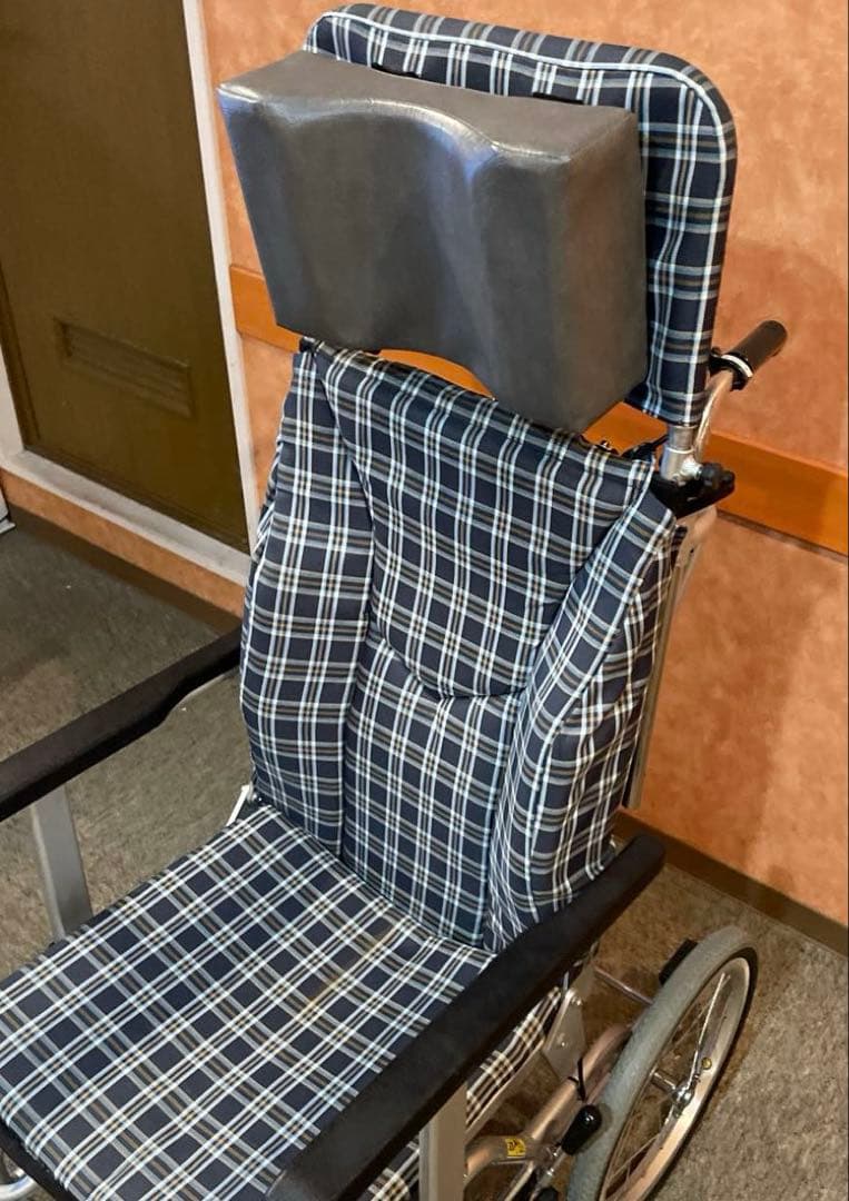 カワムラリクライニング介助用車椅子 チェック柄 アルミフレーム　KXLシリーズ