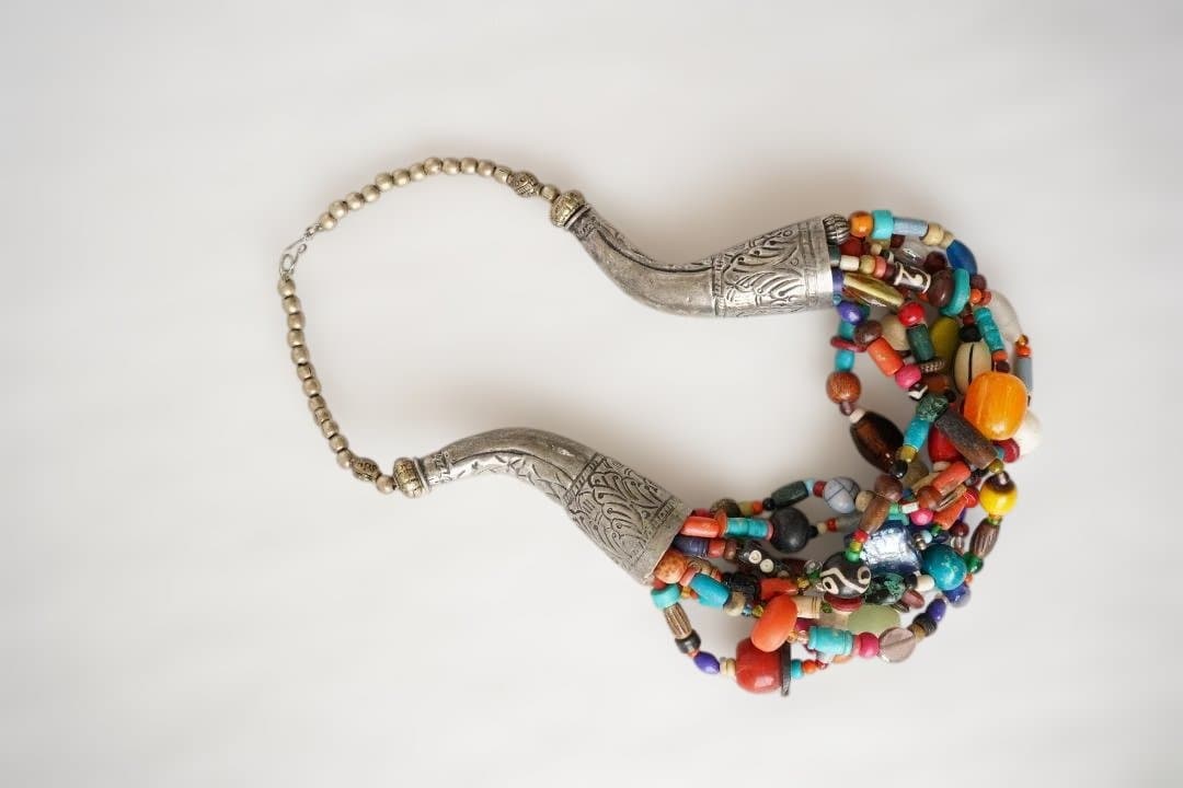 カラフルビーズ×真鍮エスニックネックレス [並行輸入品]