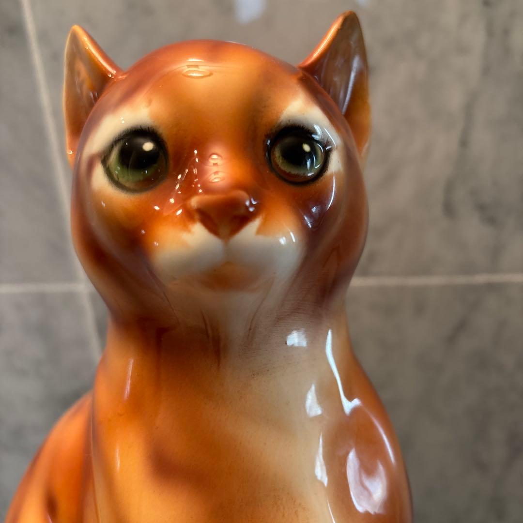 イタリア90年代ヴィンテージ手描きの瞳が美しく高貴で上品な猫ちゃんの陶器オブジェ