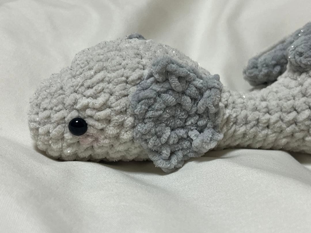 さ*ん様 ドラゴン　白いドラゴン　ハンドメイド　編みぐるみ　あみぐるみ　編み物