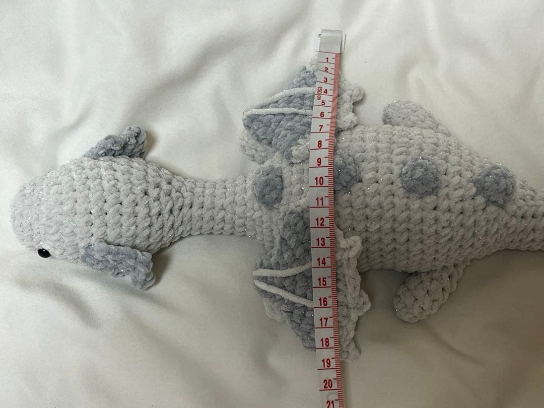 さ*ん様 ドラゴン　白いドラゴン　ハンドメイド　編みぐるみ　あみぐるみ　編み物