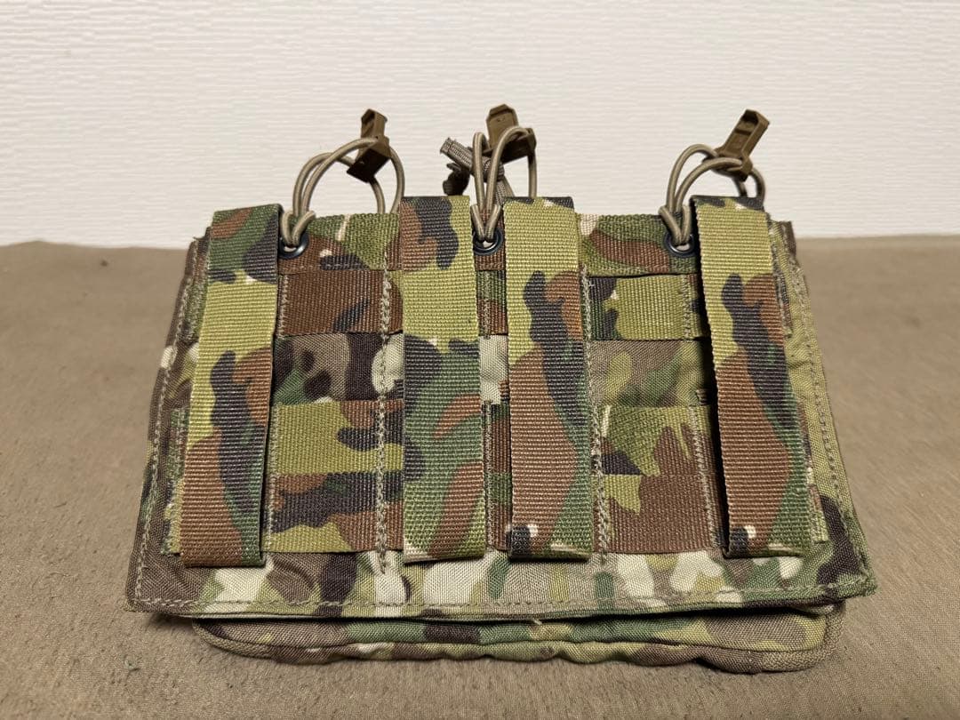 【実物】LBX4020U マガジンポーチ、ユーティリティポーチ　マルチカム