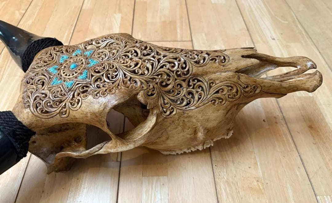 彫刻 牛の頭部 アートインテリア