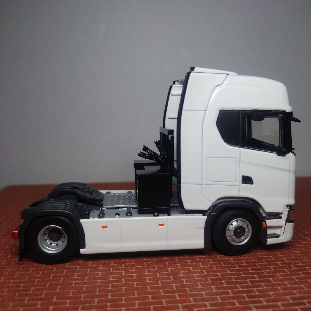 SCANIA 16輪トレーラー 自動あゆみ付(1/50) WSI トラック