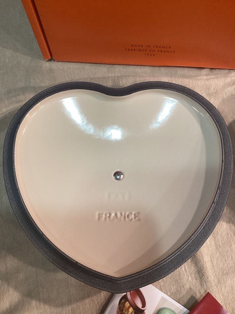 ルクルーゼ　ココットダムール　ハート　シュガーピンク　18cm 新品　訳あり