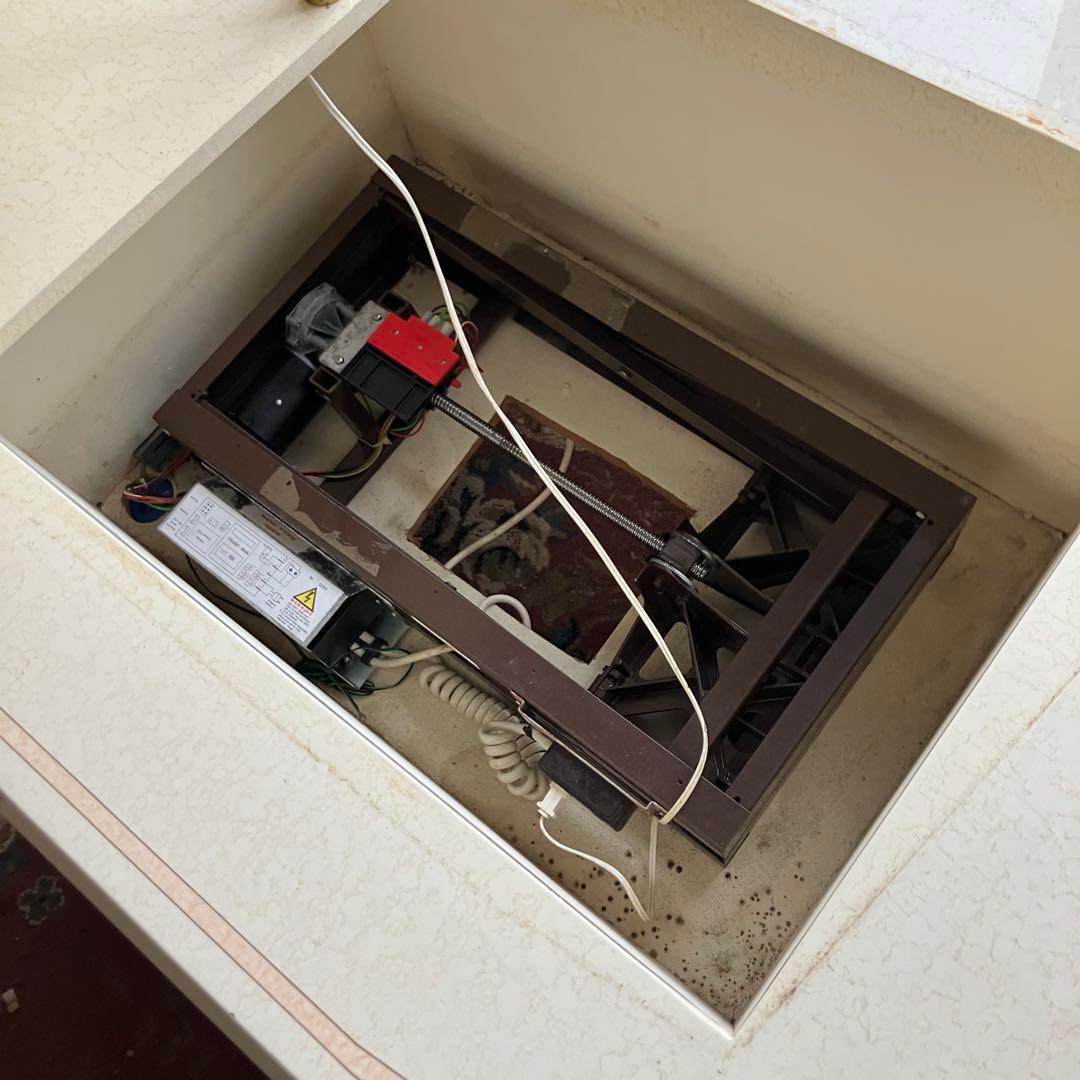 creations Curci Paris ロココ様式 昇降式センターテーブル