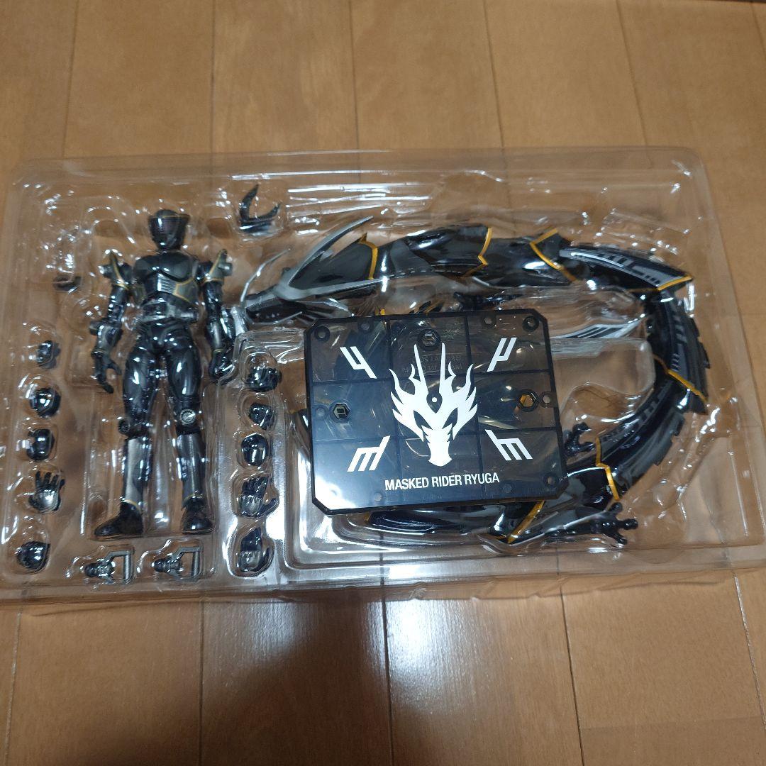 仮面ライダー 龍騎　フィギュアーツ