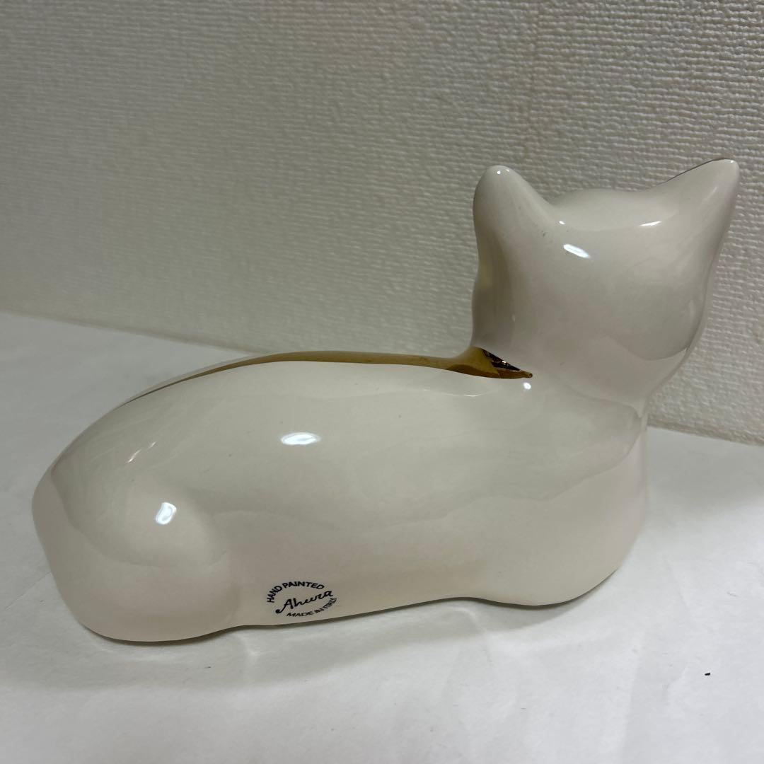 猫の置物 Ahura