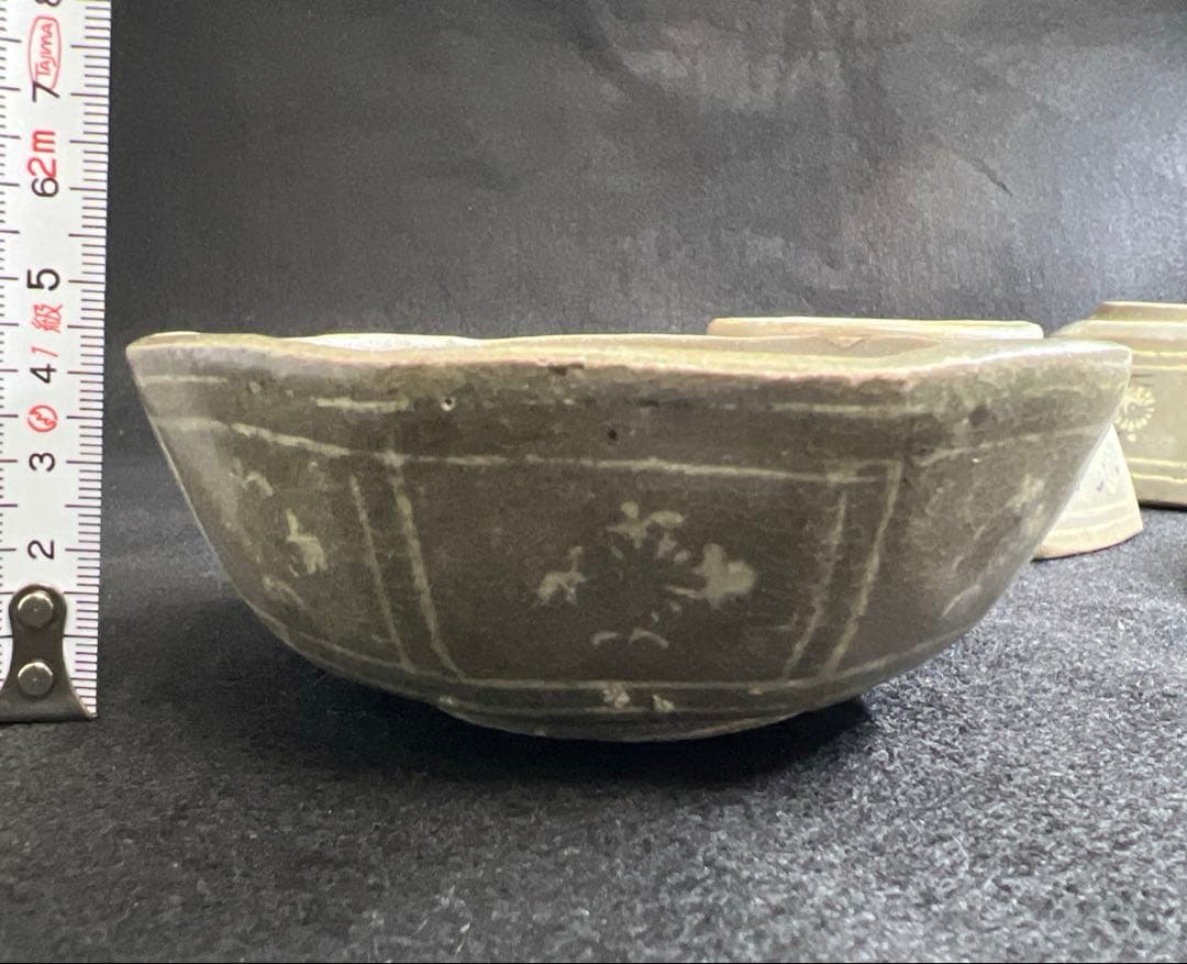 16世紀　高麗青磁　上手白泥象嵌八角鉢4客　幅約11.5㎝東Y7-1224☆2F