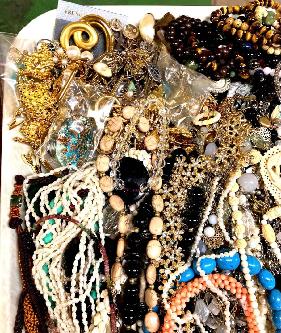 アクセサリーイミテーションまとめ売り【約3kg】