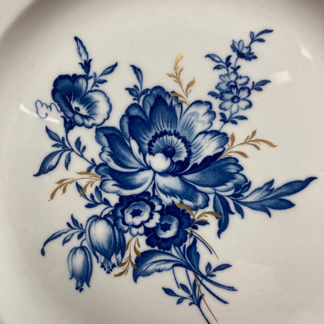 マイセン青い花柄の陶磁器皿