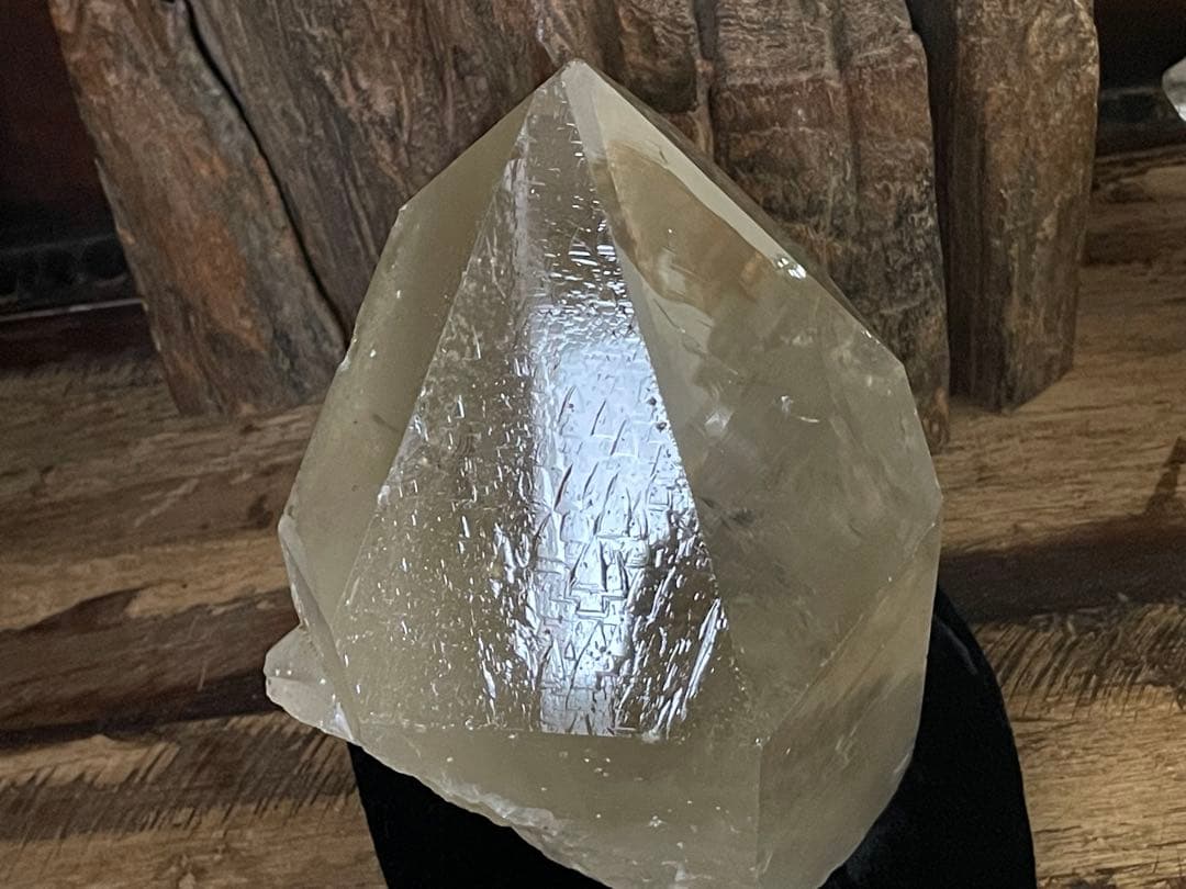 シトリン　巨大レコードキーパー群　神様の様なシトリン　トライゴーニック　アイリス