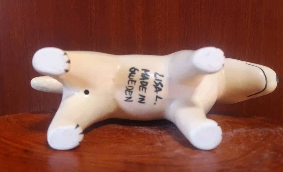 リサラーソン ケンネルブルテリア 左目ブチ マイキーガチャ 北欧