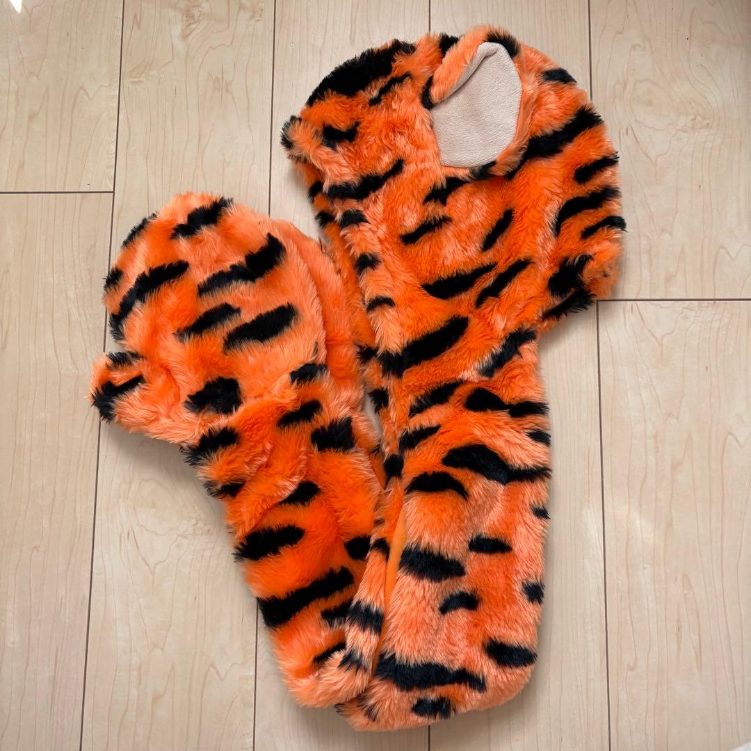 値下げしました！　ティガー マフラーキャップ ディズニー ファンキャップ