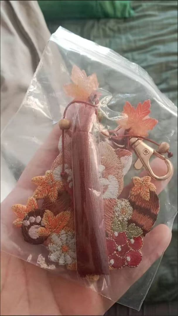 刺繍レッサーパンダキーリング