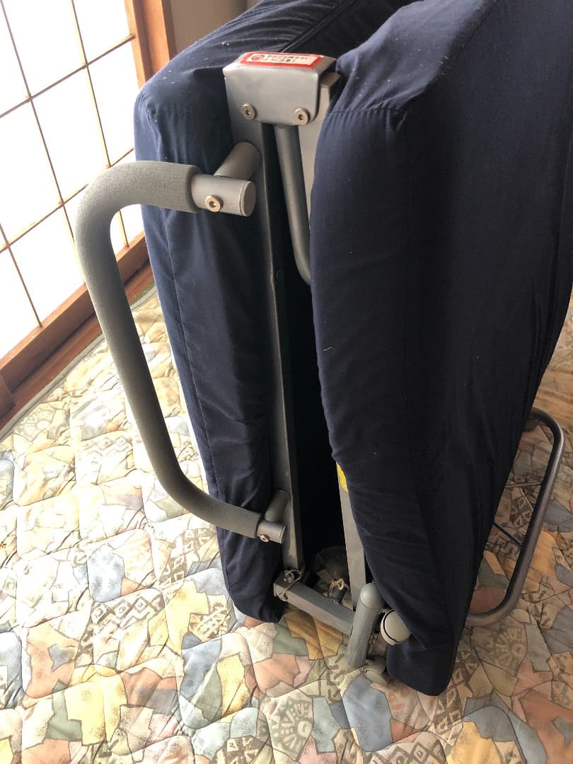 折畳みベッド