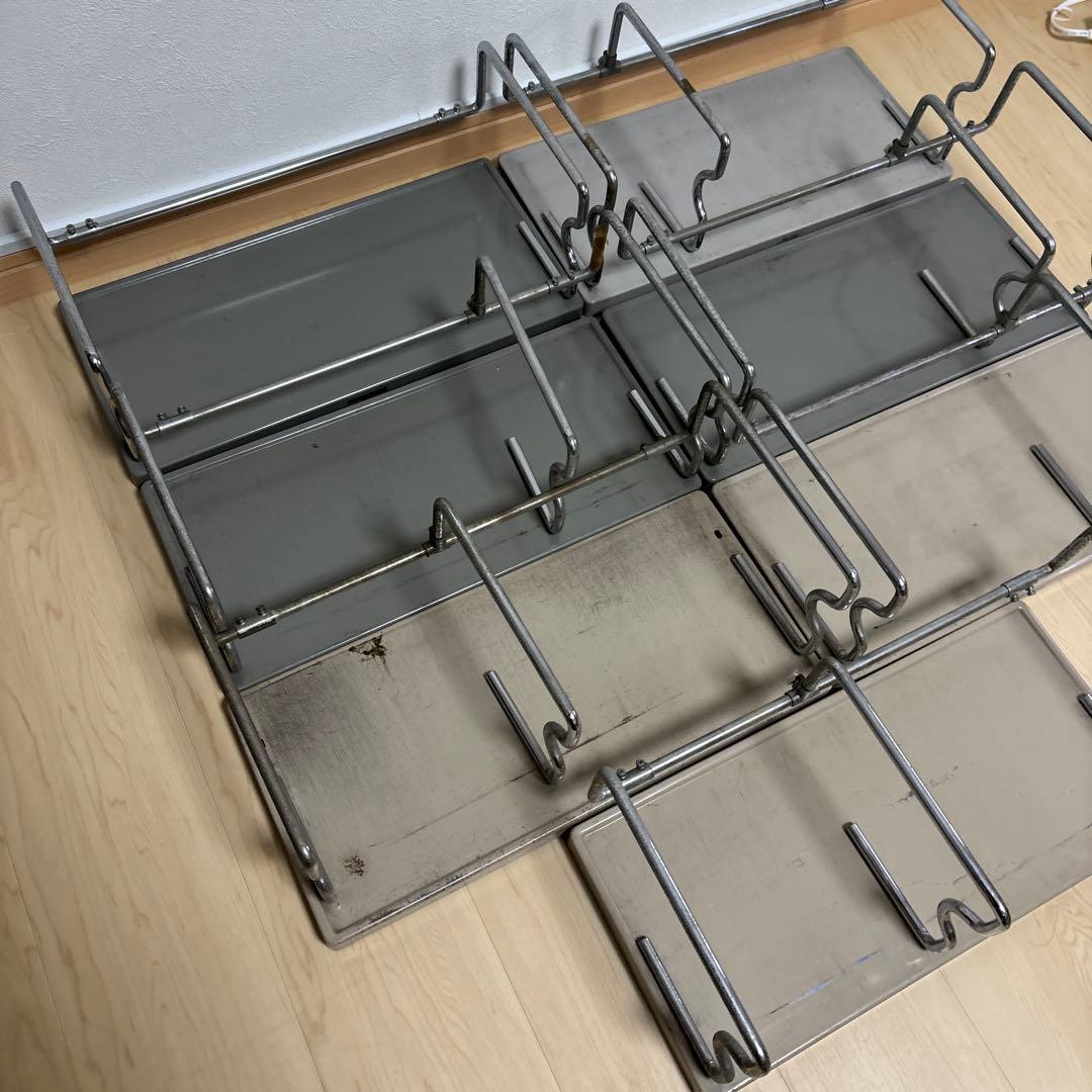 昭和レトロ PLUS プラス 金属 アイアン ブックスタンド 本棚 ラック