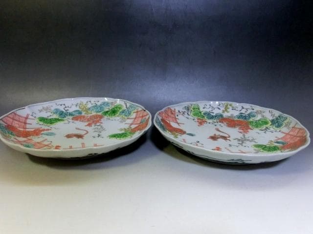皿□古伊万里 兎紋 2枚(江戸後期～明治期)葡萄の絵 赤絵