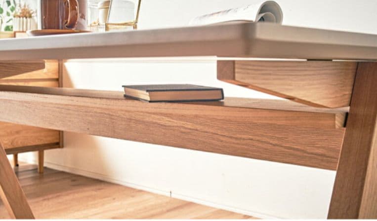 ダイニングテーブル 180cm幅 モルタル風天板 美品 - メルカリ